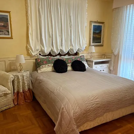 Fiore Di Loto בית הארחה קורטונה